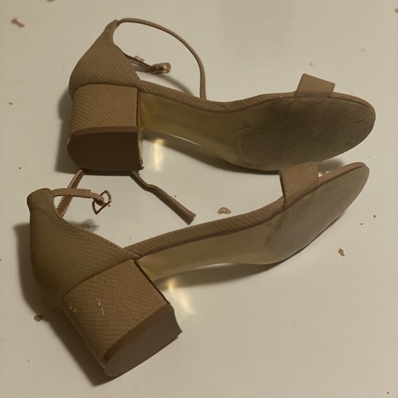 Nude/Tan Sandal - Picture 3 of 3